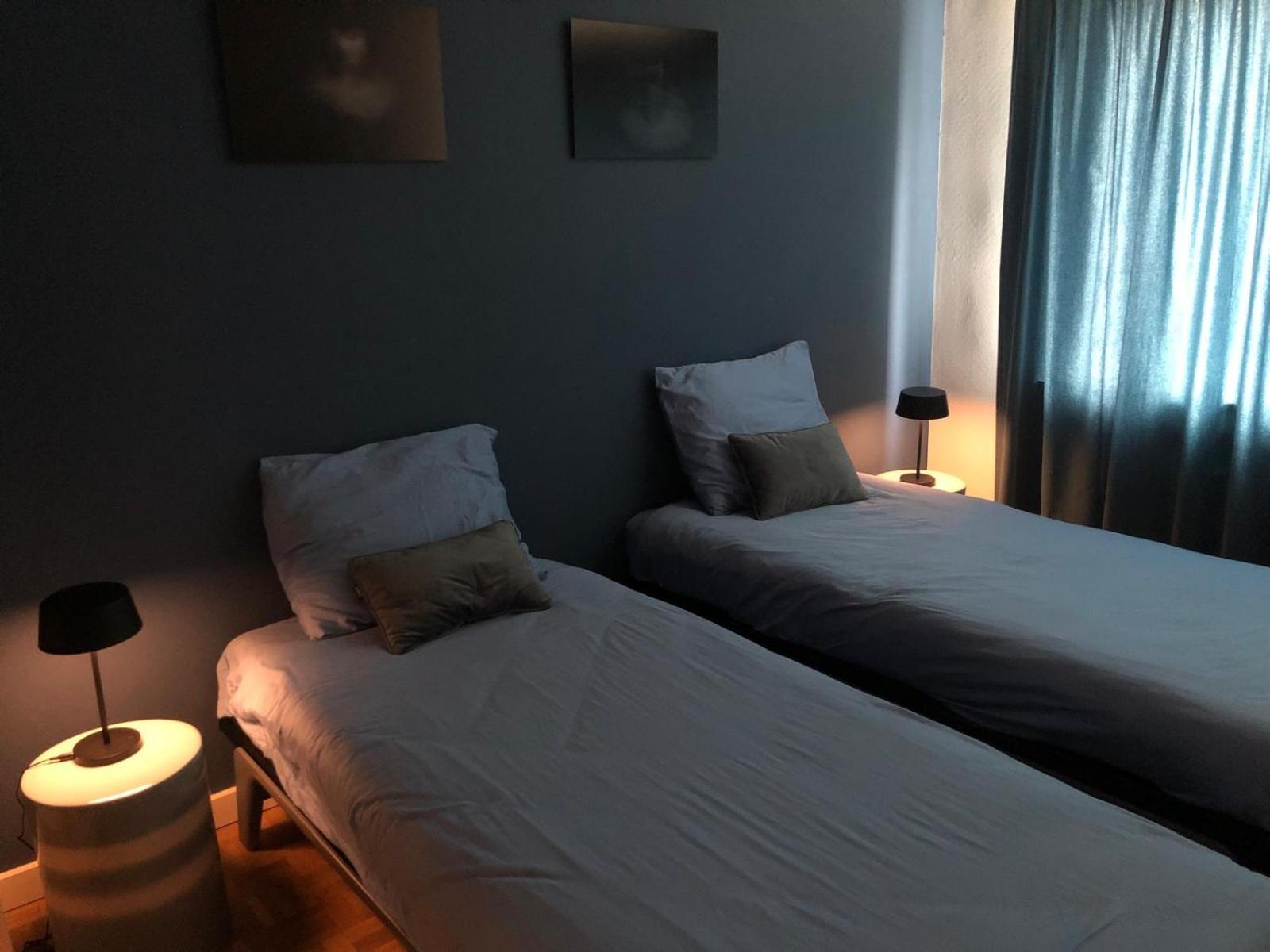 Large Sunny And Bright With Park View Appartement